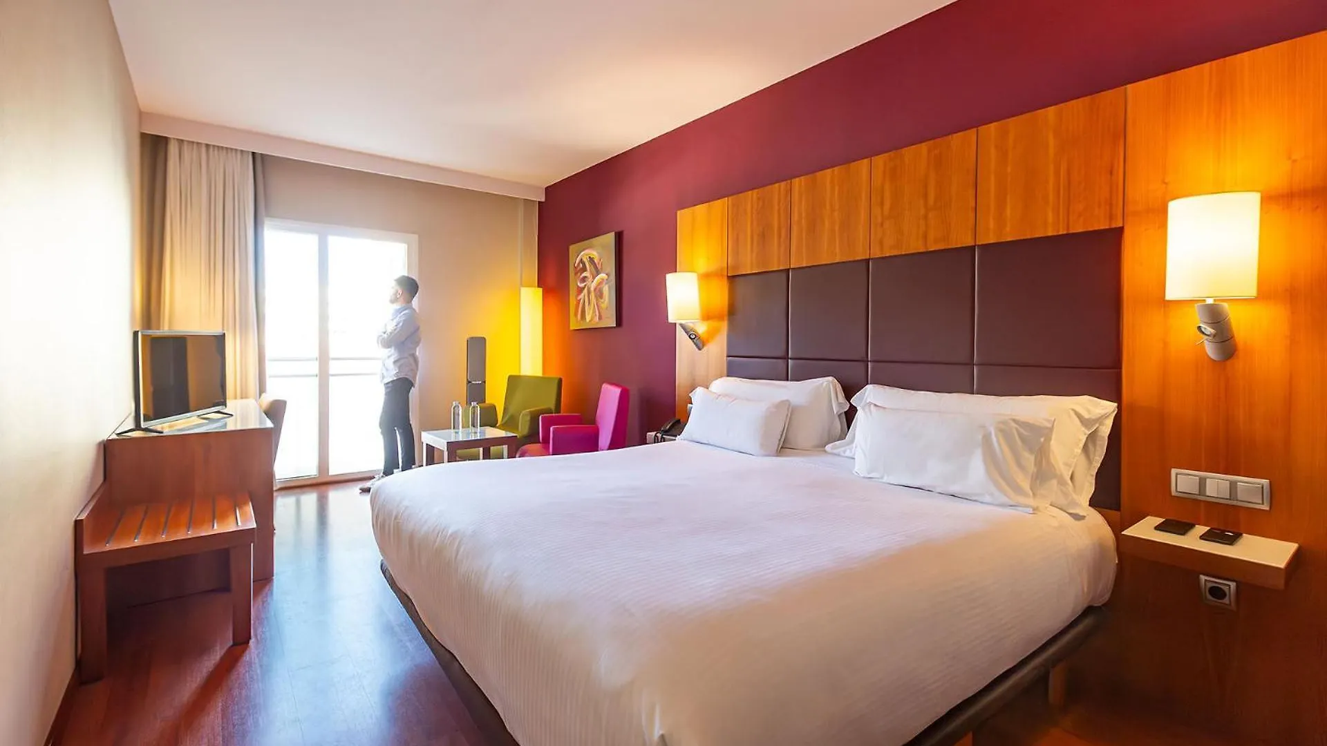 Num Hotel Salou 4*,
